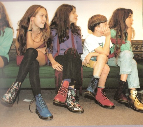 בנעלי דוק מארטנס