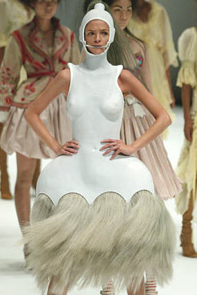 עור ונוצות כחומרי אופנה