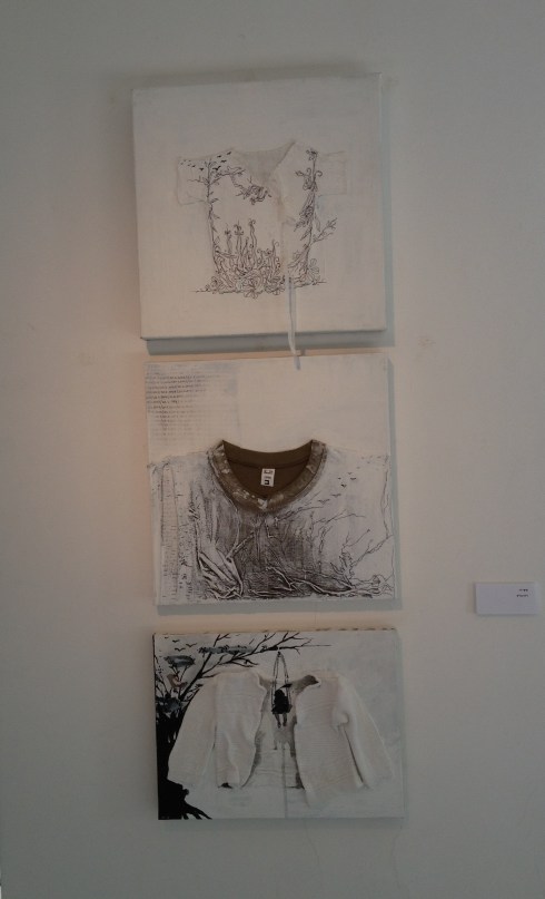 מימי זיו 'ריח בגדים'