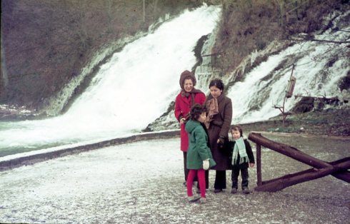 ליד המפל שקפא, בקו, בלגיה