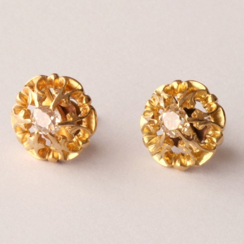 עגילים ויקטוריאנים 18 k מתאימים לסוף תקופה