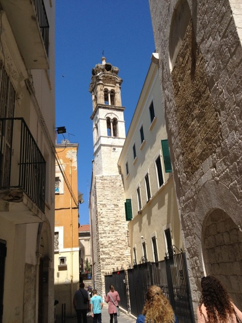 ברי- טיול בעיר העתיקה