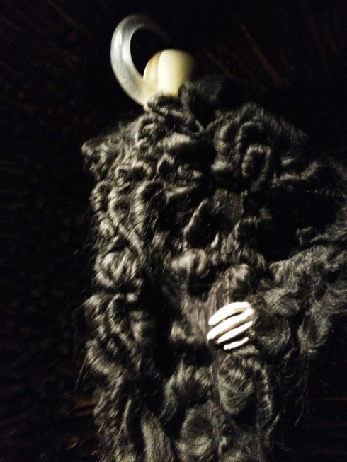 מעיל פרווה משיער ראש של אישה